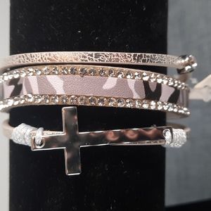 Gray Leather Silver Cross Religious Rhinestone Camo Magnetic Closure Bracelet